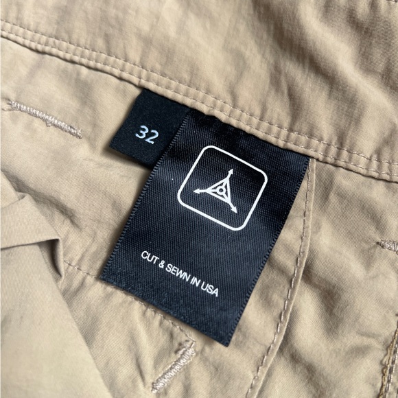 EUC MEN'S TRIPLE AUGHT DESIGN SHORTS 32W, MADE IN USA 🇺🇸 TAN - Picture 4 of 6